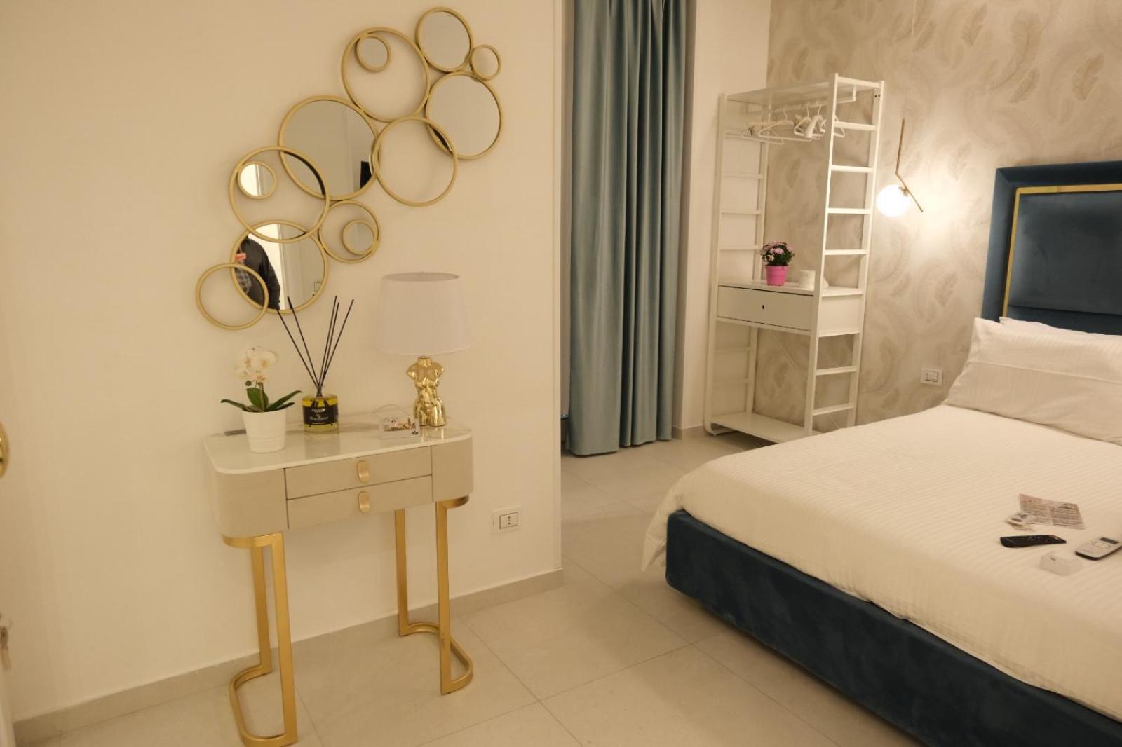 Luxury Masaniello Hotel Napels Buitenkant foto