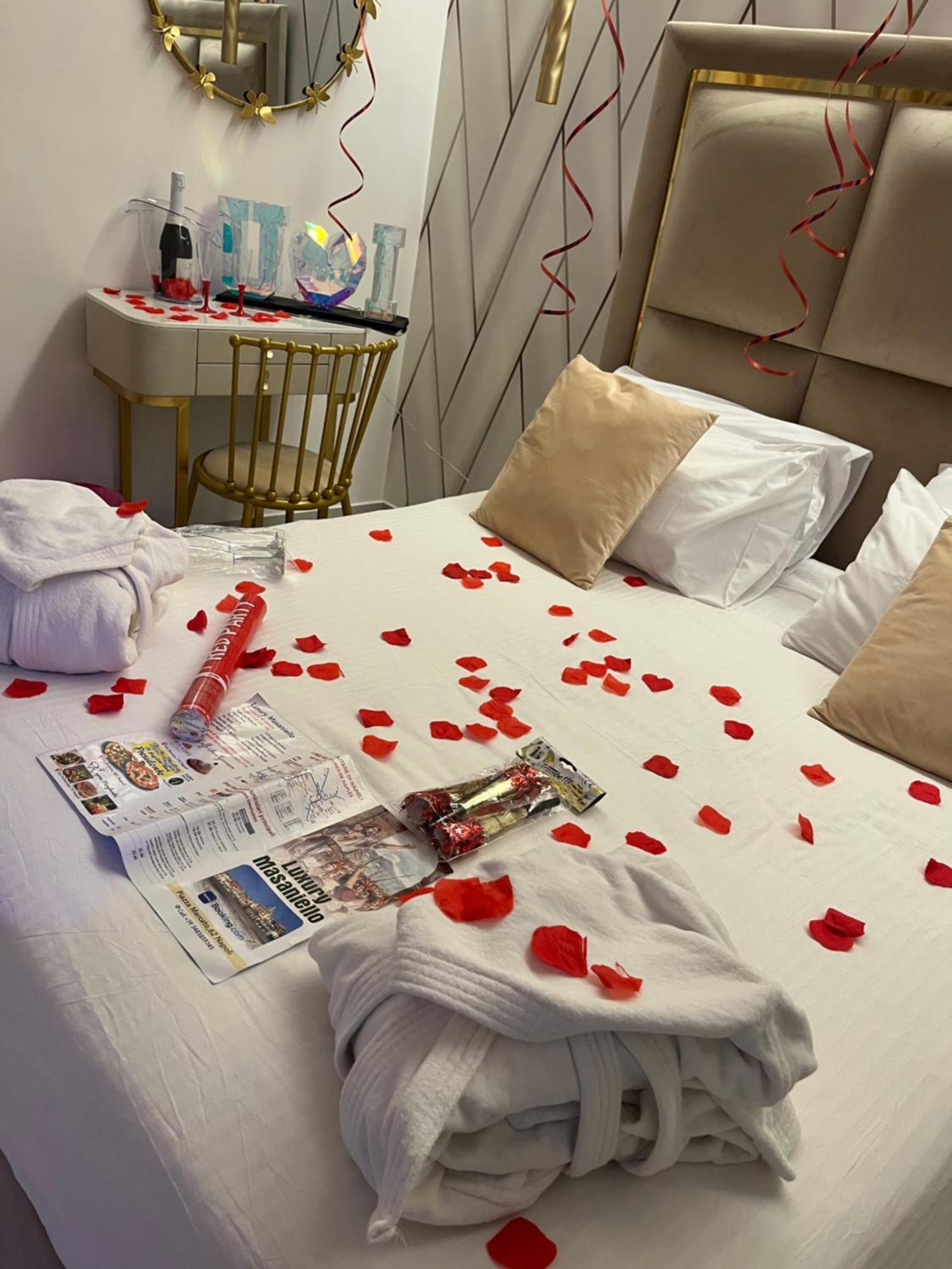 Luxury Masaniello Hotel Napels Buitenkant foto